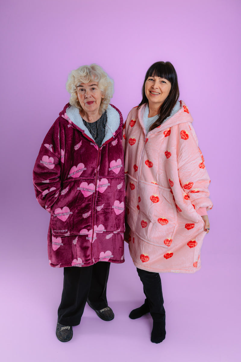 Super Vanaema Mõnnakas (lukuga)