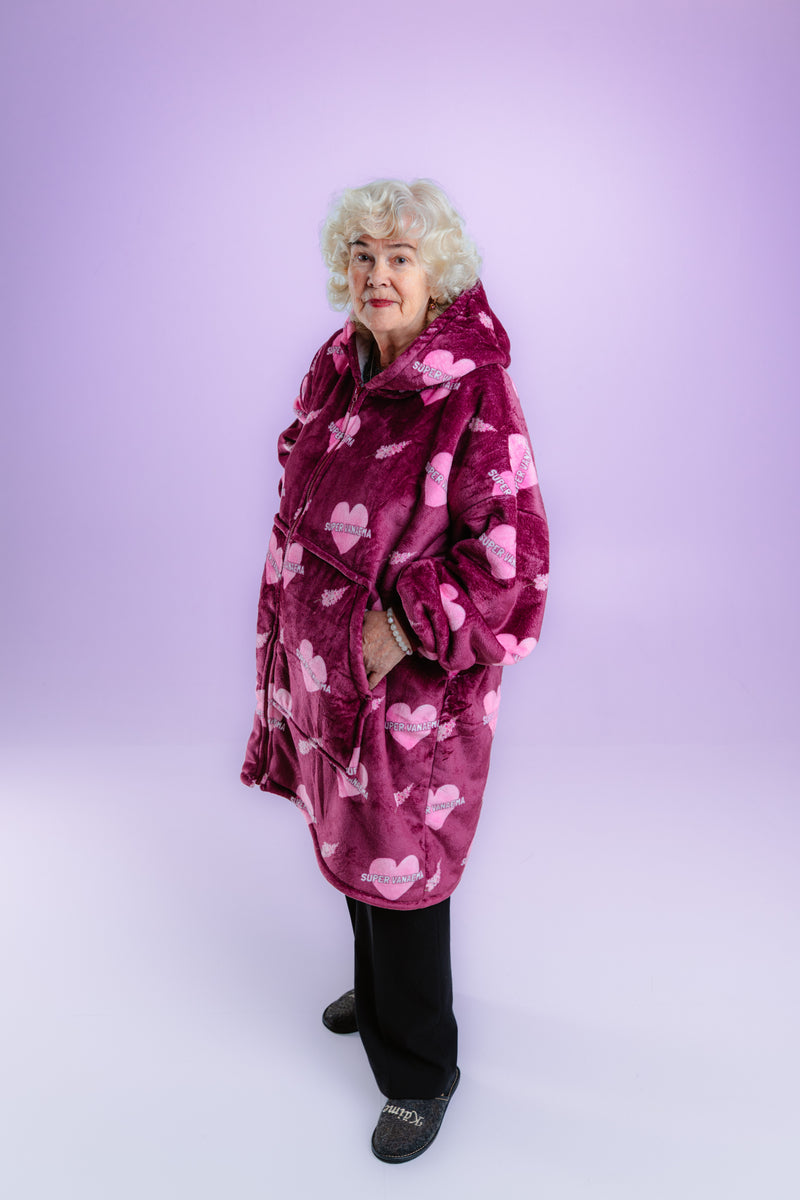 Super Vanaema Mõnnakas (lukuga)