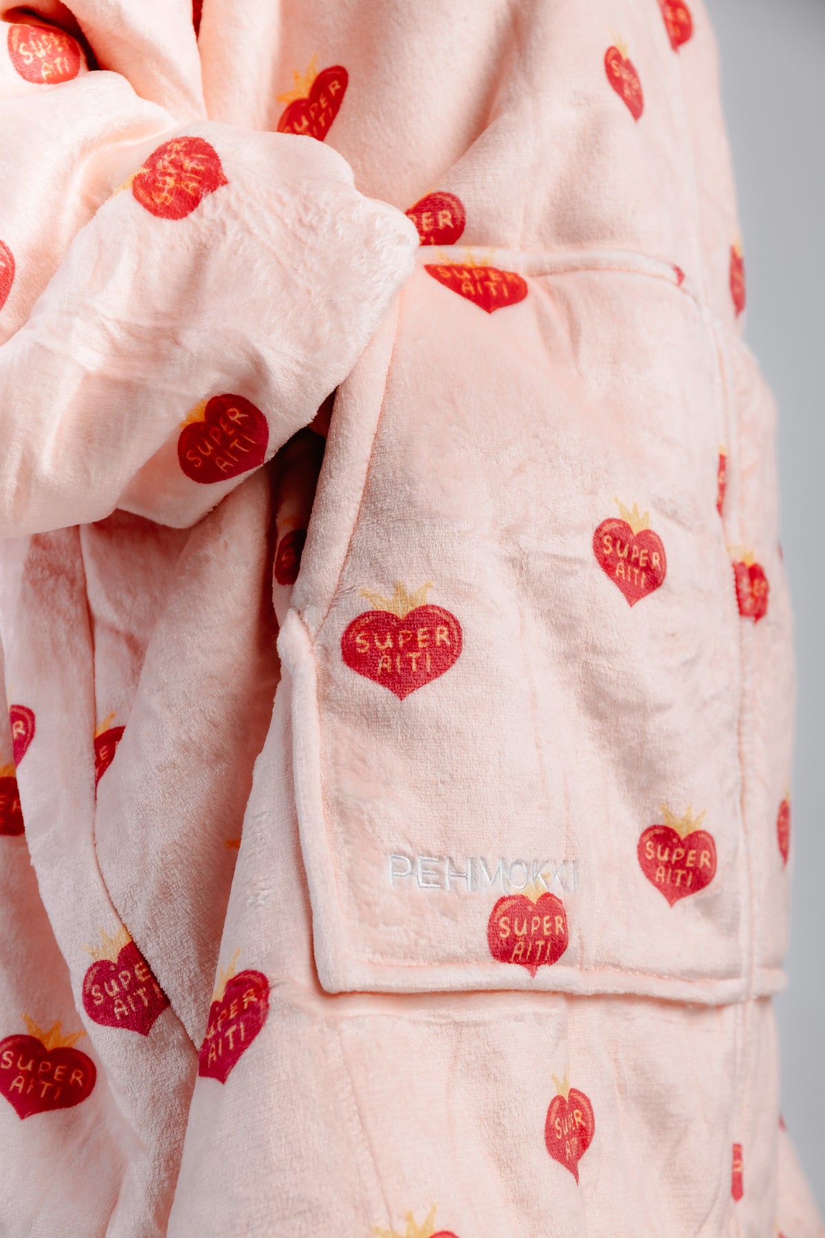 Superempsi Mõnnakas (lukuga) (Soome kirjaga)