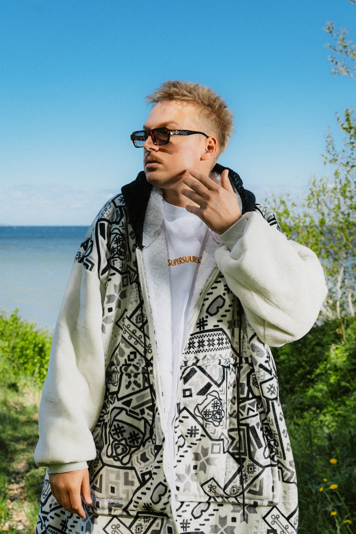 NUBLU MÕNNAKAS VATRIK