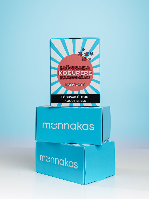 Mõnnaka kogupere kaardimäng